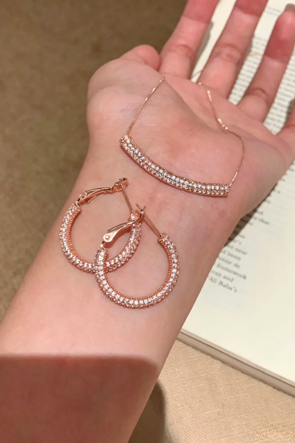 Rose Gold Pavé Curve Jewelry Set