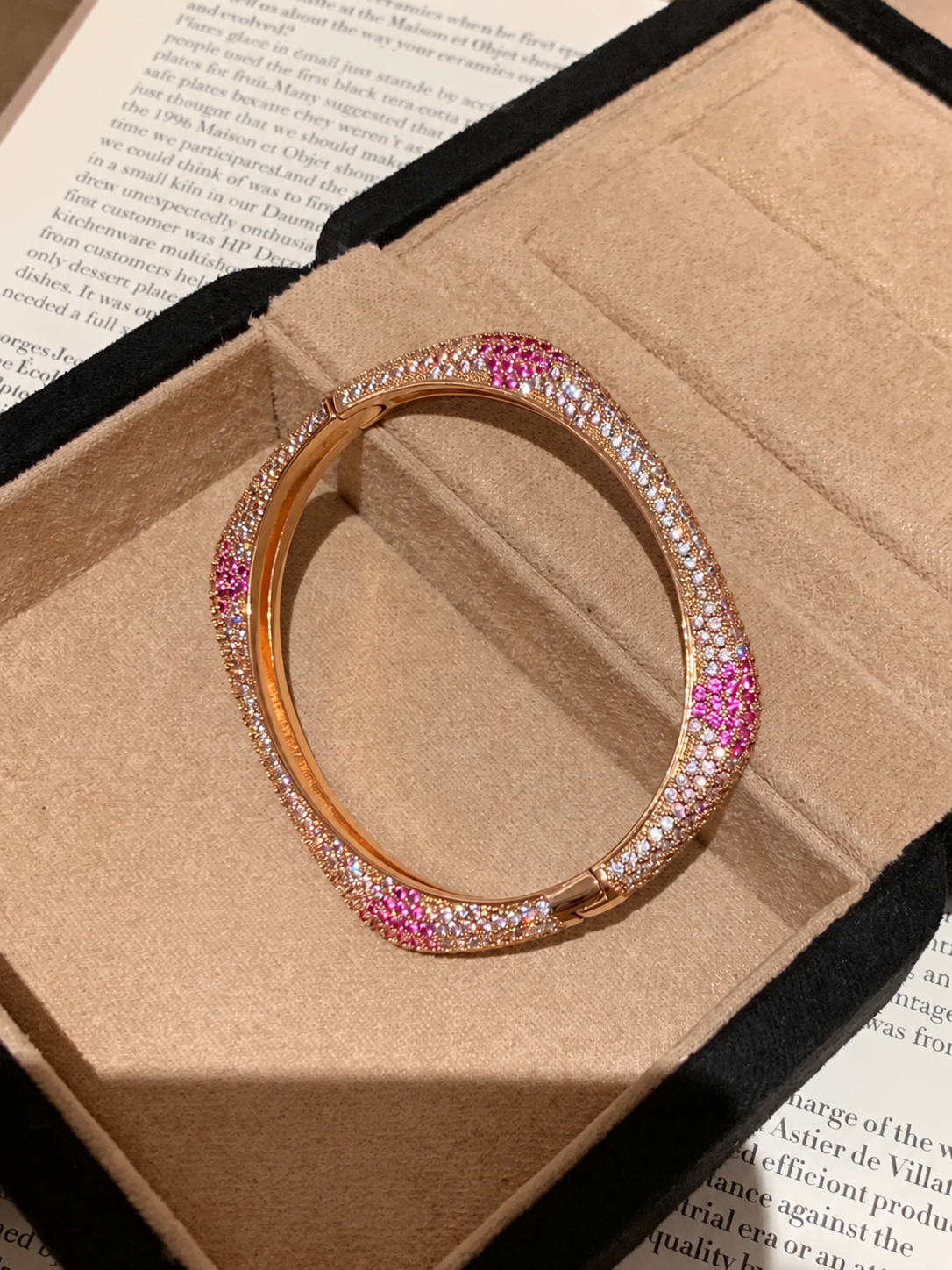 Rose-Tone Gradient Pink Pavé Square Bangle