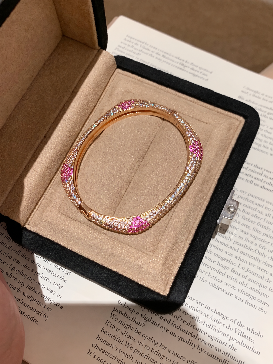 Rose-Tone Gradient Pink Pavé Square Bangle