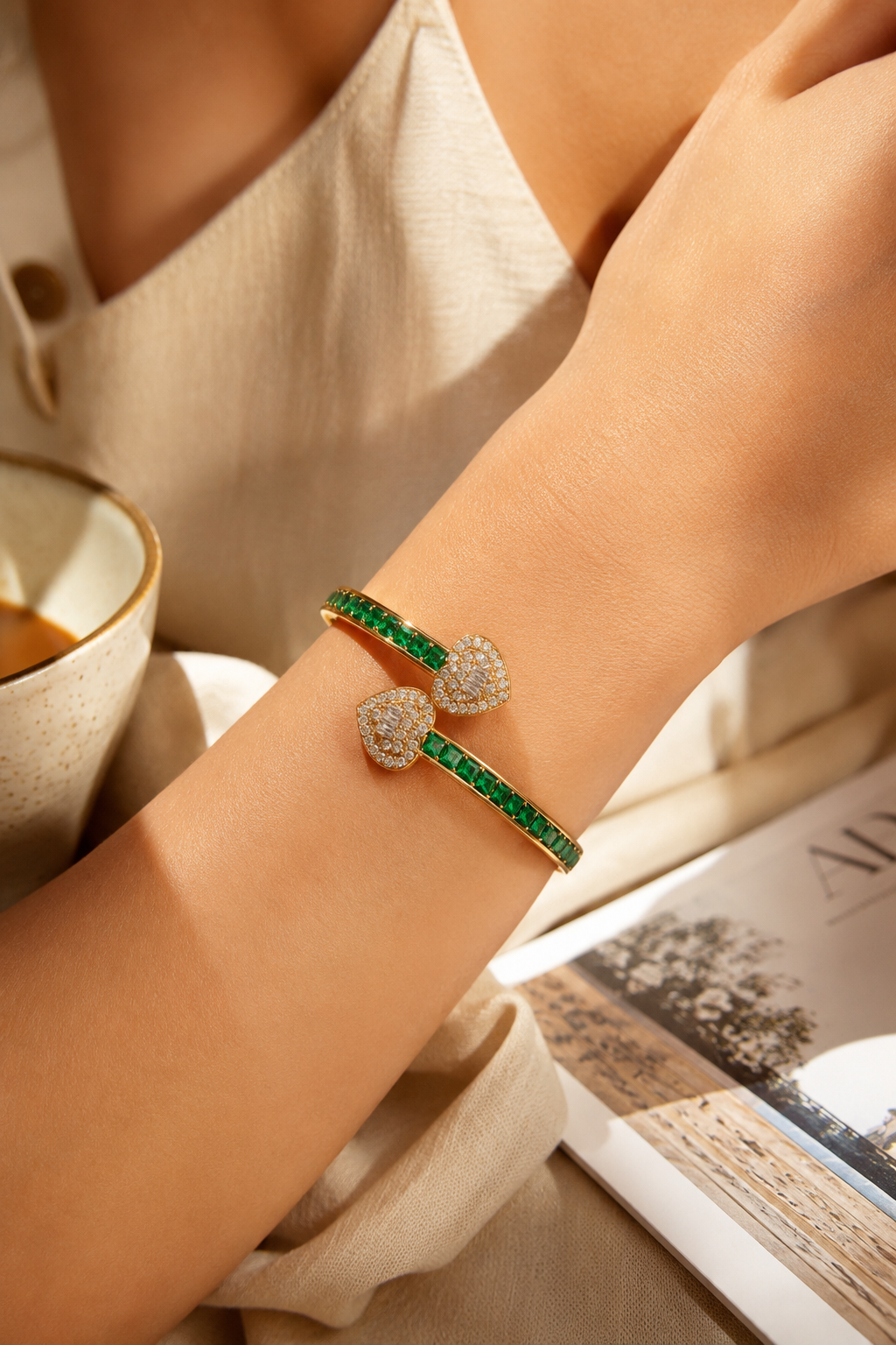 Sparkling Emerald Heart Bangle