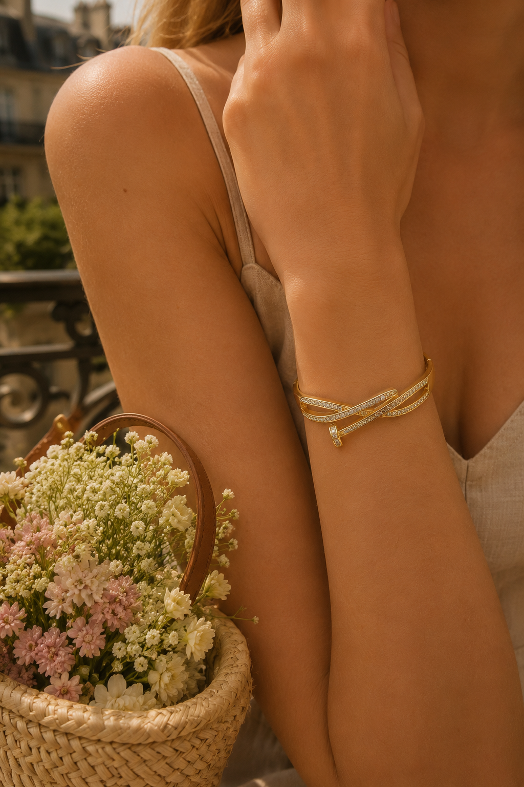 Élise Ribbon Crystal Bangle